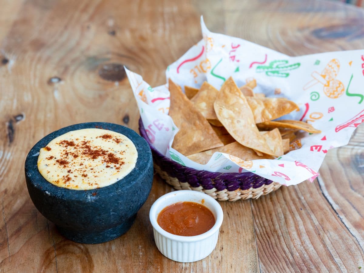 Chips & Queso